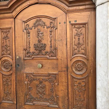 Residenza Manci 44 By America * 트렌토